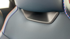 MINI Aceman 135kW E Classic 43kWh 5dr Auto Electric Hatchback